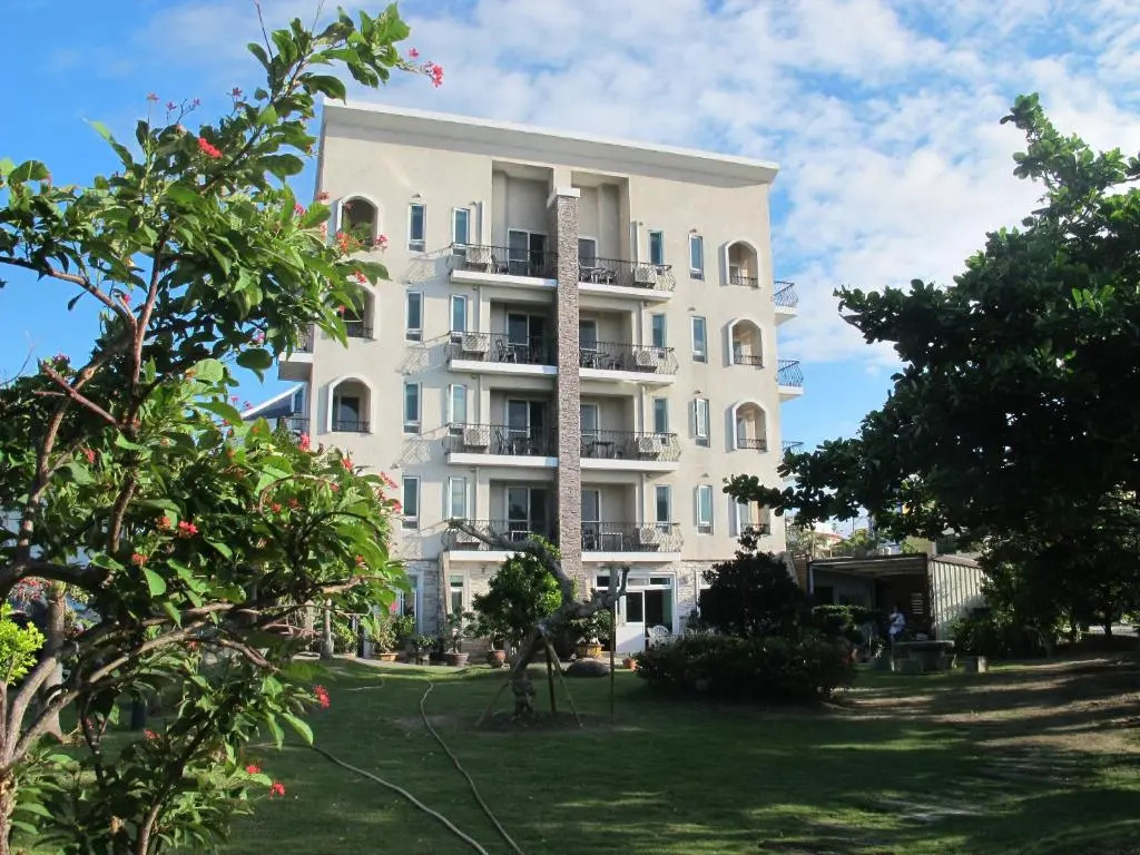 Mamalulu Hostel