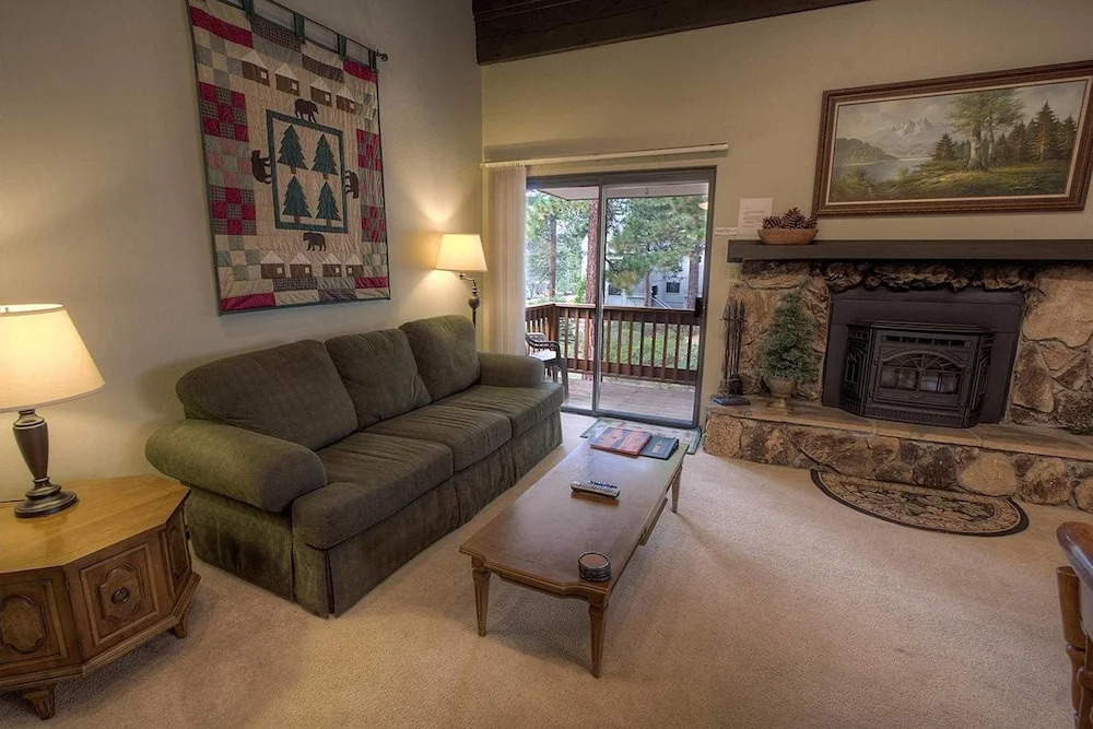 Alder AvenueApartment