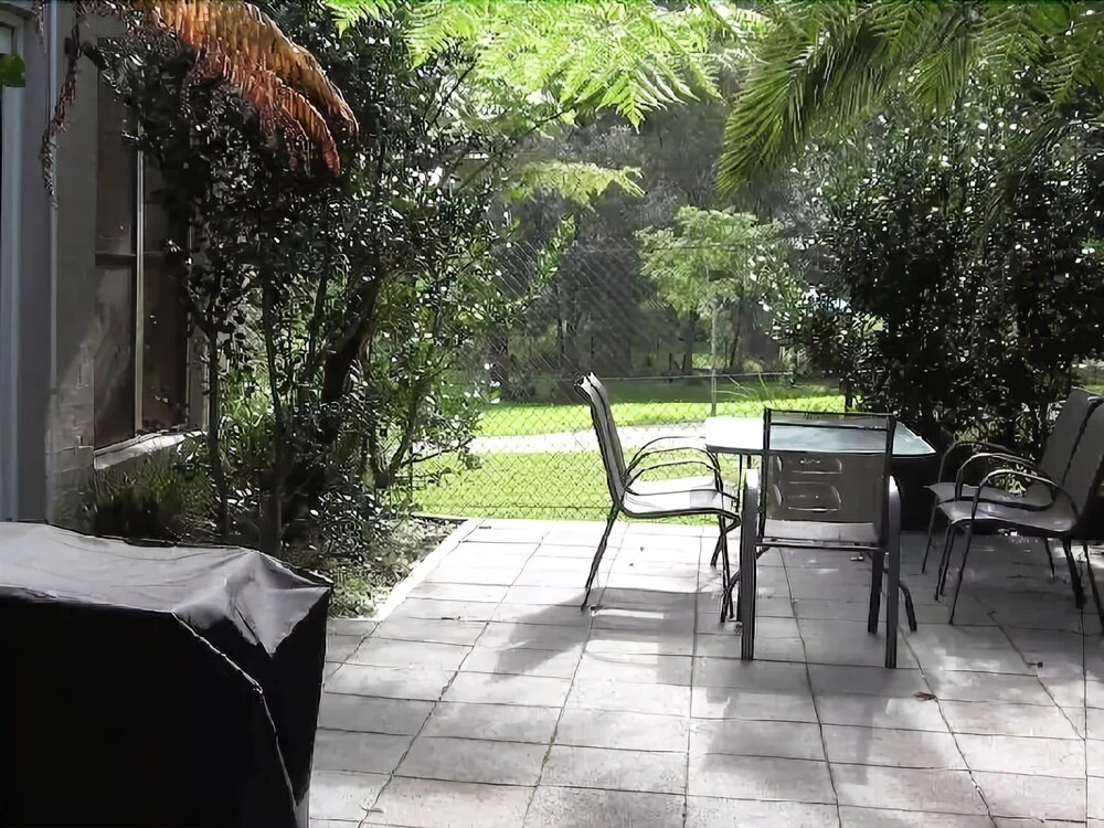 Sea Eagle Manor