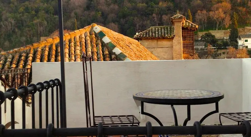 Apartamentos El Almez