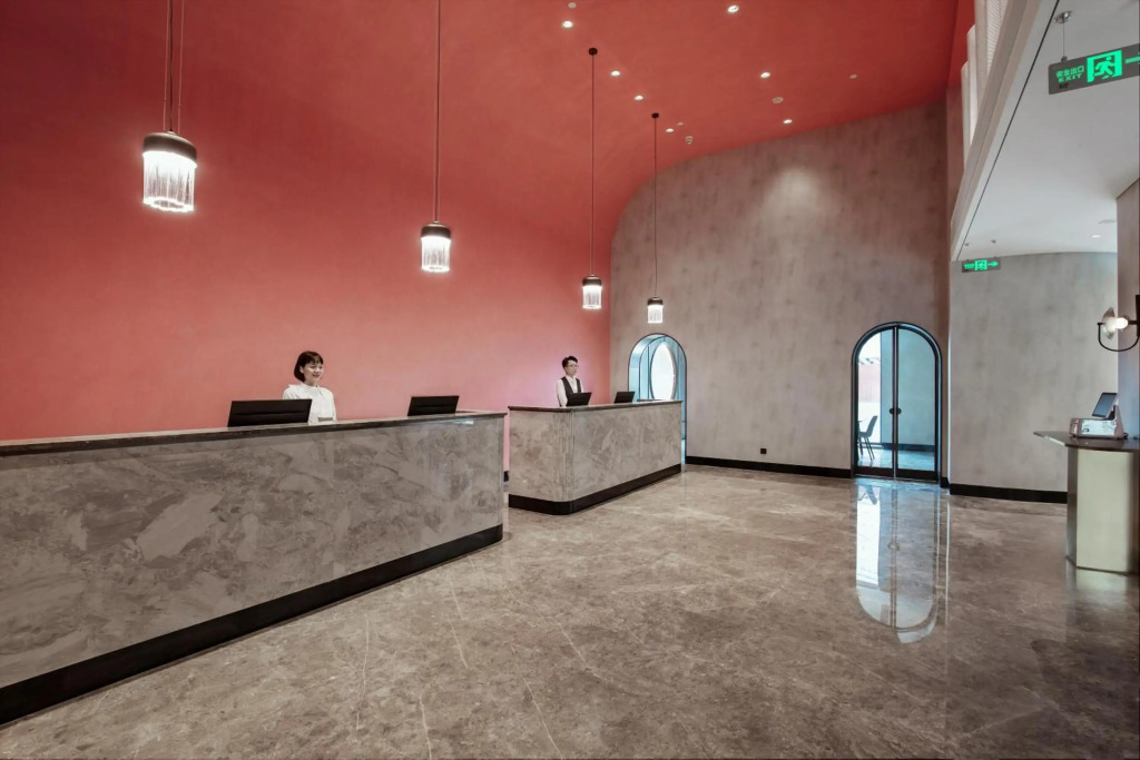 Orange Hotel Beijing Yansha Landmark River