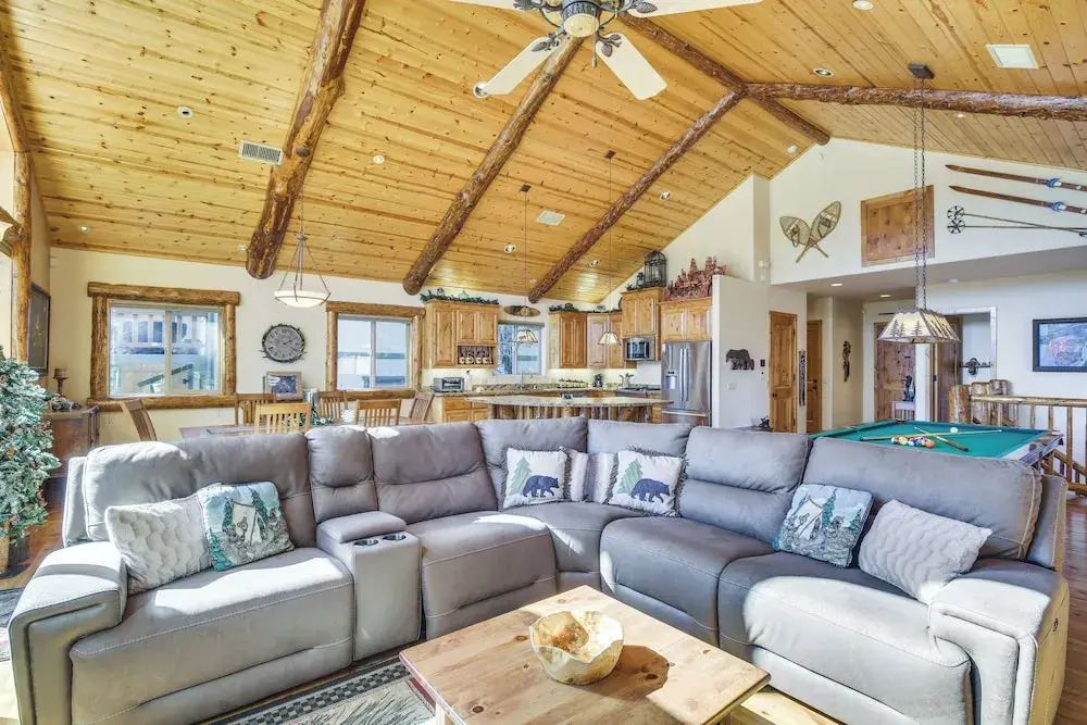 4 Mi to Snow Summit: Cabin w/ Mtn Views & Decks
