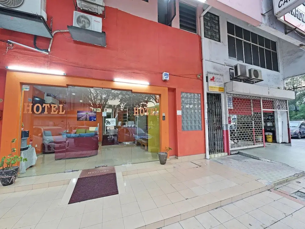 33 Hotel Cheras