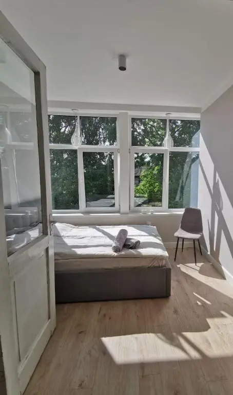 Tolstoi Scandinavian 1 bedroom apartment + free parking