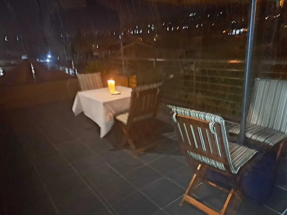Jate Guest House