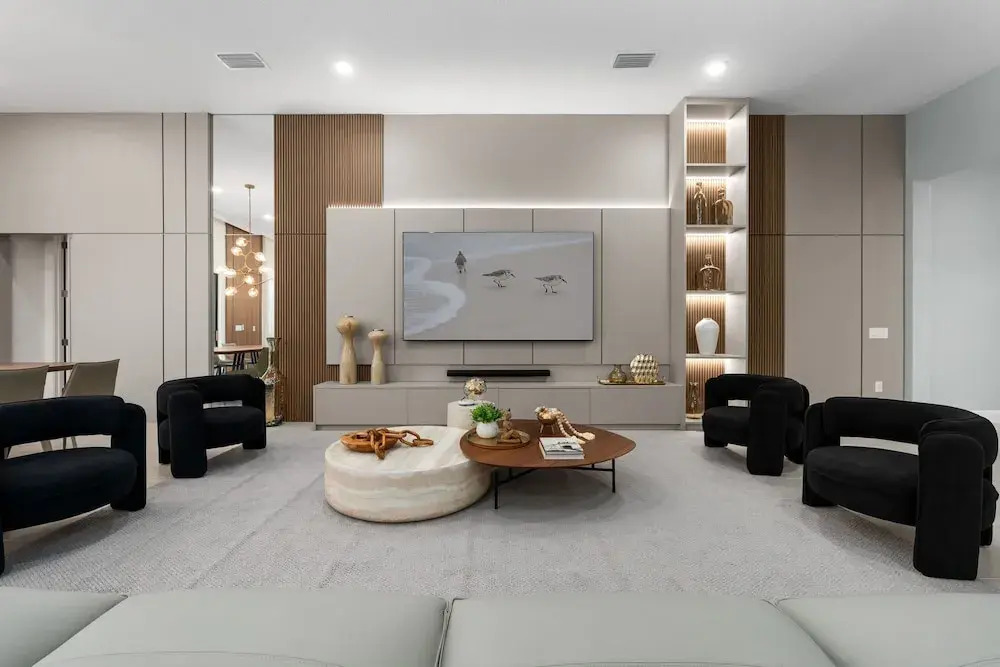 Brand New Modern State of the Art Home Sleeps 31