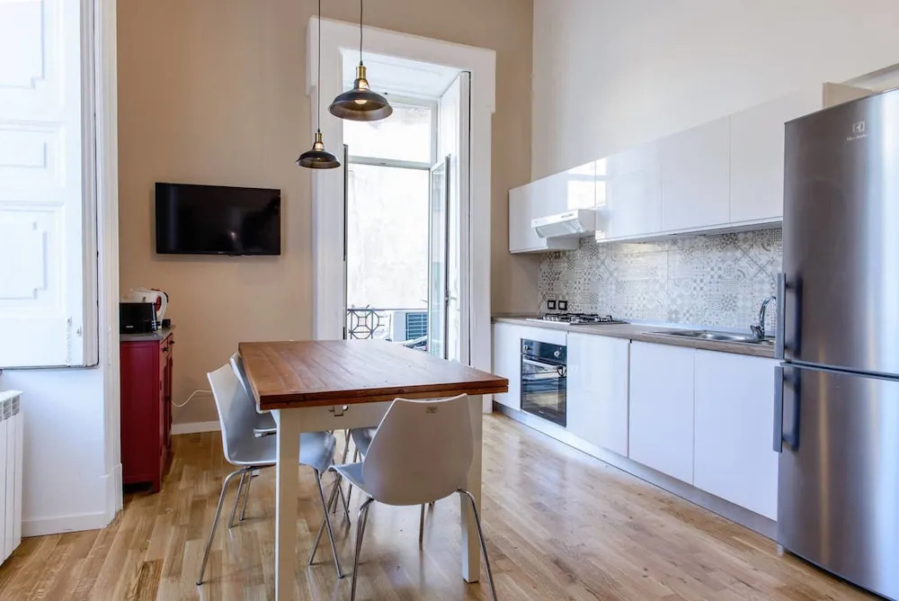 Stay in Naples Flats
