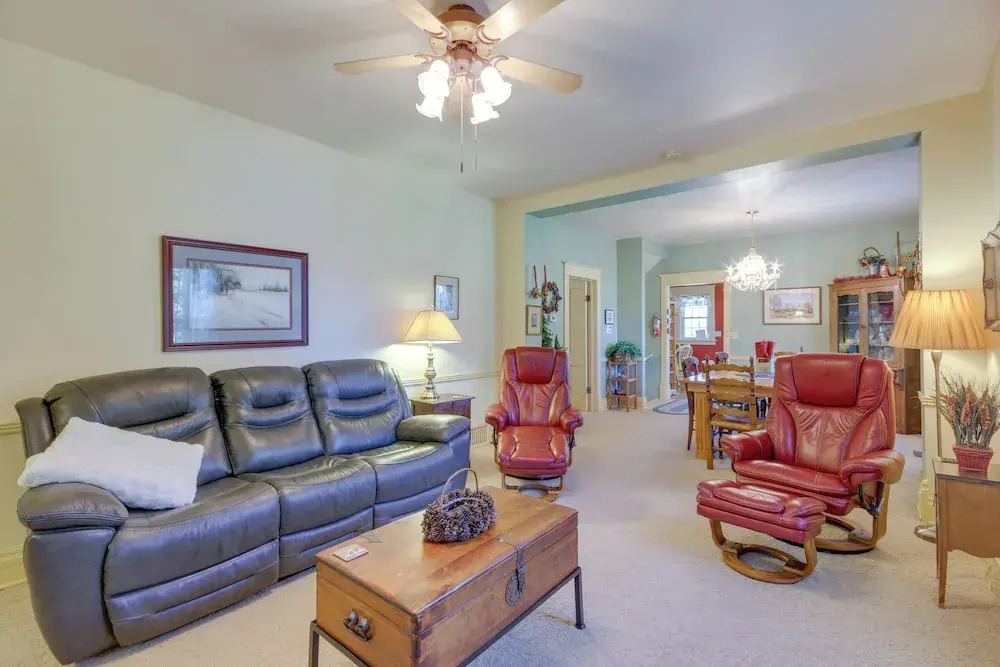 Large Family Home w/ View, 1 Mi to Red Lodge Ski!