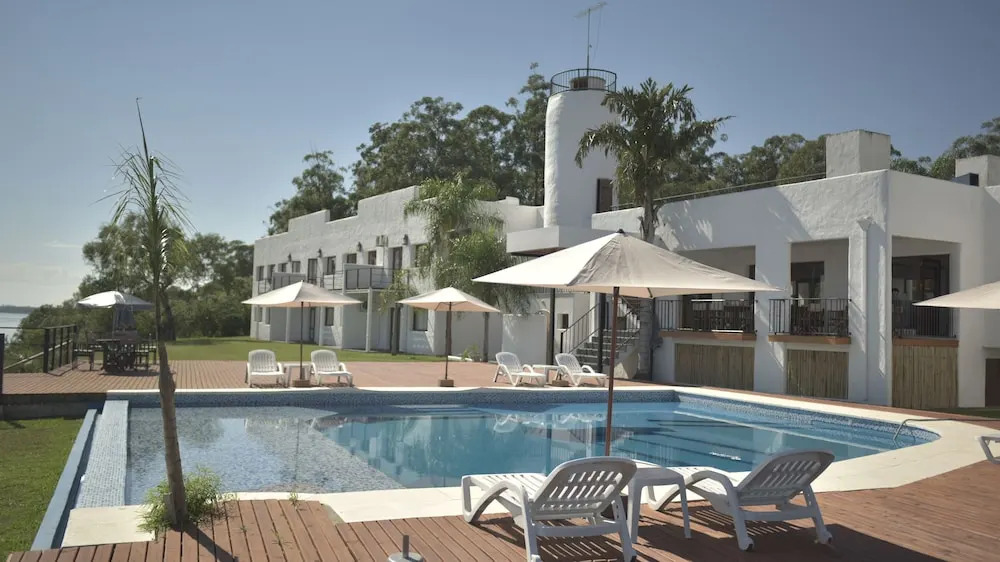 Howard Johnson Express Inn Ituzaingo