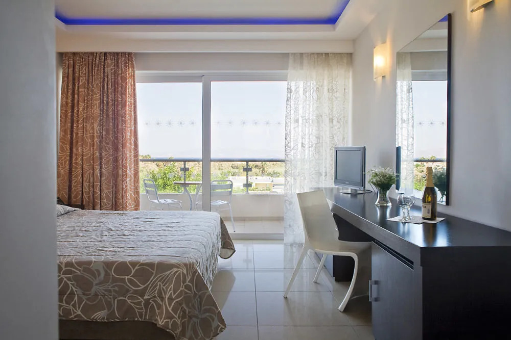 Sun Palace Hotel Resort & Spa