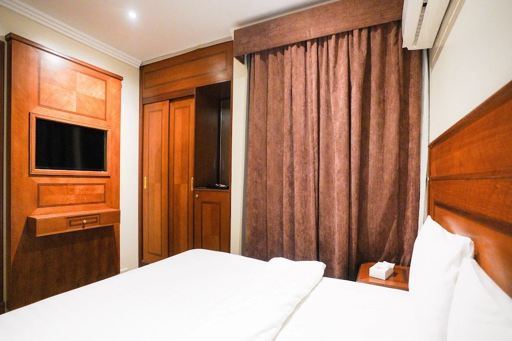 OYO 650 Dhiyafat Dallah Hotel