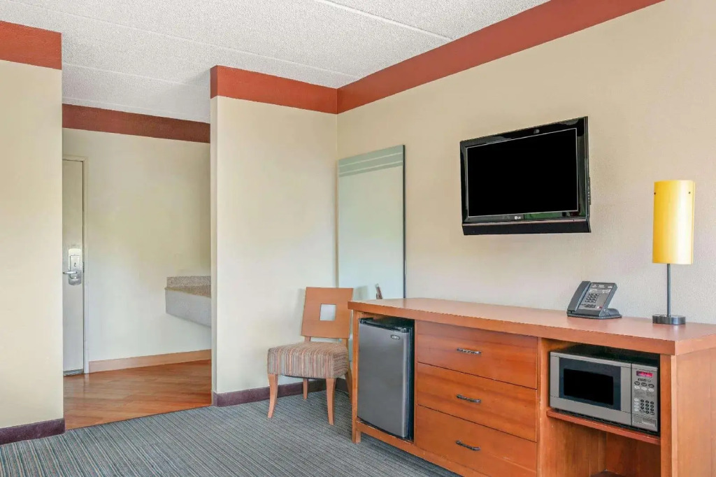 La Quinta Inn & Suites Miami Cutler Ridge