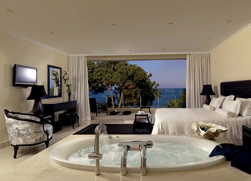 Out Of The Blue Resort & Spa
