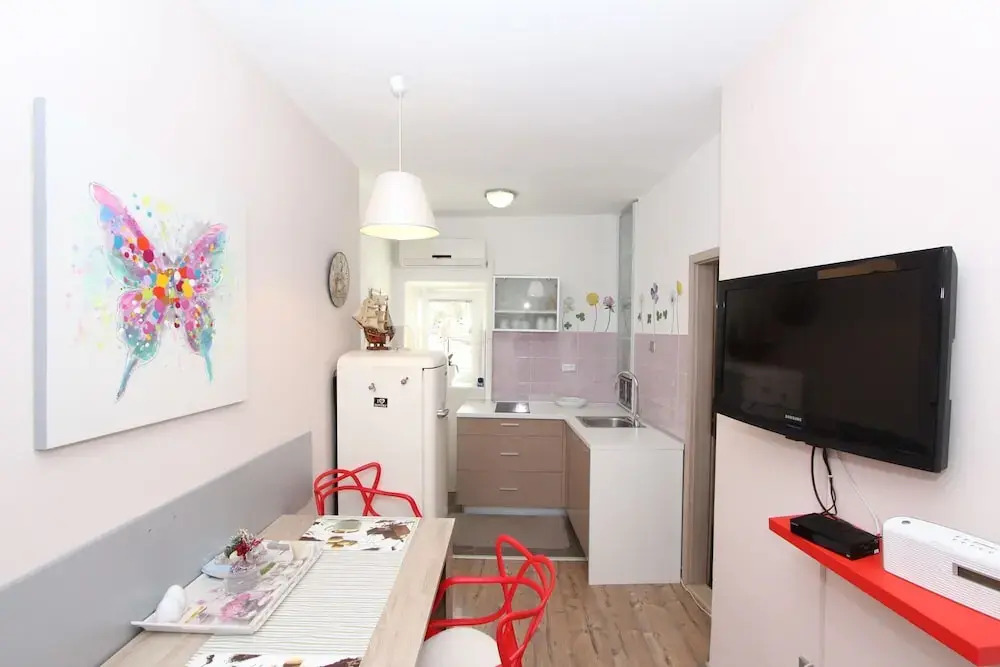 Apartment Grisia