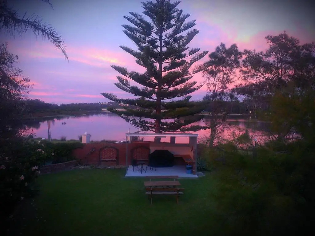 Archys on the Lake
