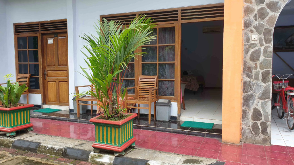 Hotel Suronegaran Purworejo RedPartner