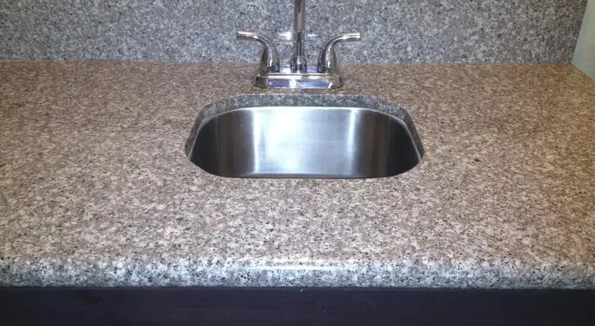 Americas Best Value Inn & Suites - Portland Airport