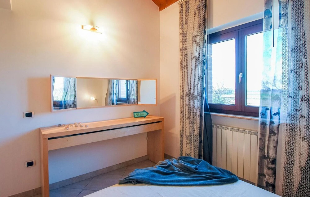 Lovely Home In Porto Recanati With Wifi