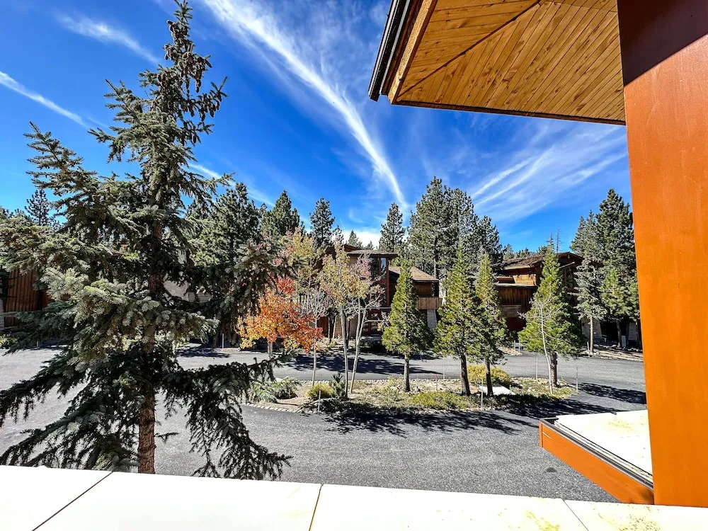 Gorgeous Condo at Obsidian Clubhouse Downstairs