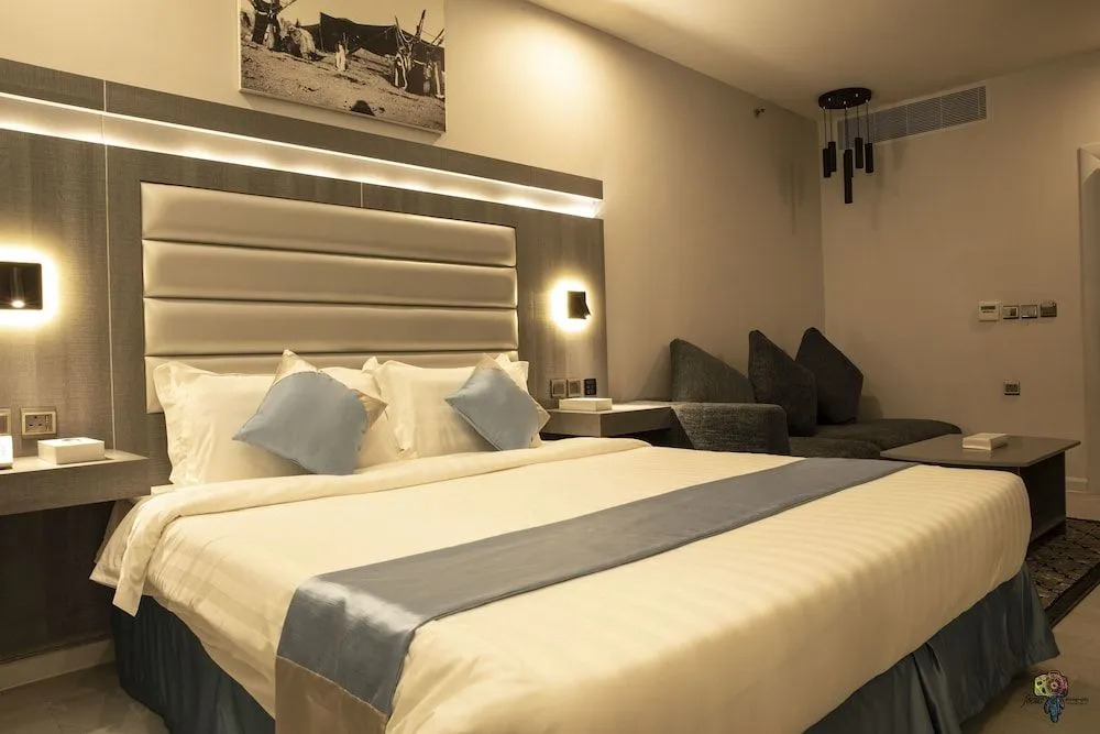 Manazeli Al Corniche Hotel