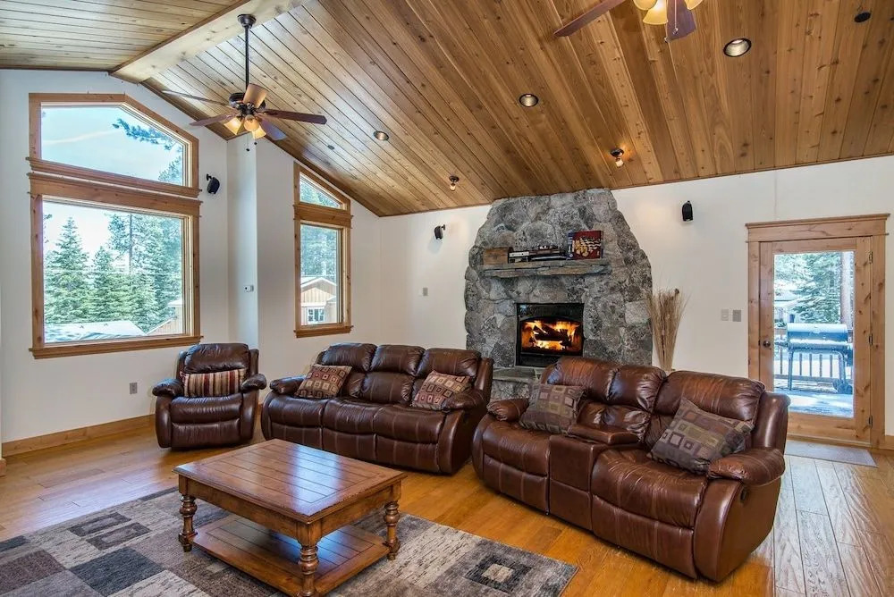Bright Beauty in South Lake Tahoe by RedAwning