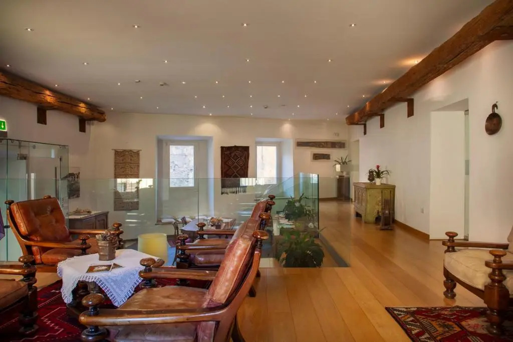 Hotel Romanda