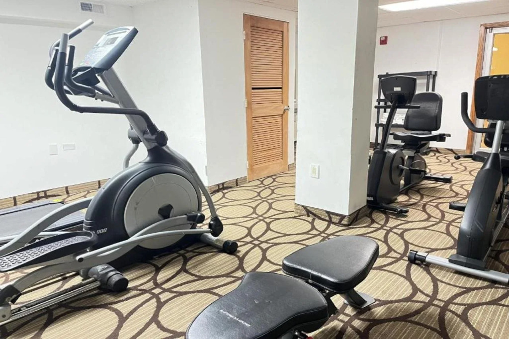 Clarion Inn and Suites Convention Center Kearney