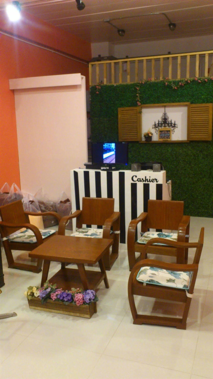 B-trio Guesthouse