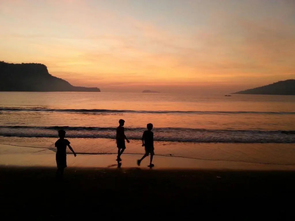 Calayo Beach Resort