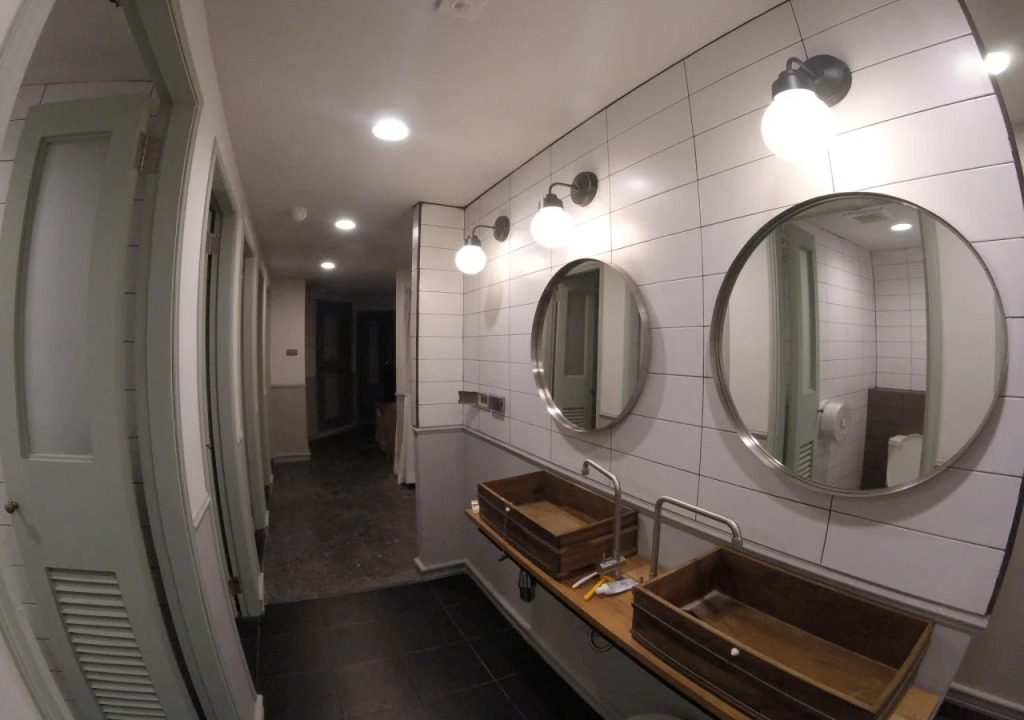 Weeping Willow Sukhumvit 26 – Hostel