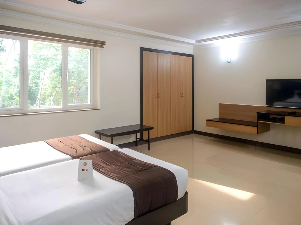 New Woodlands Hotel
