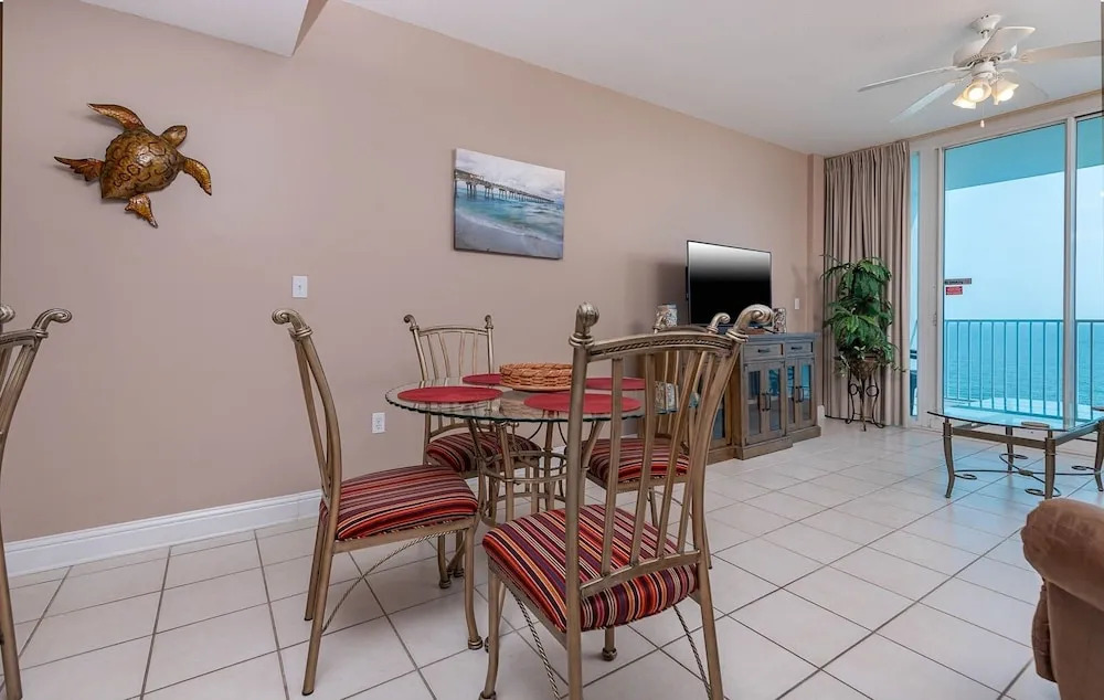 Lighthouse 814 2 Bedroom Condo