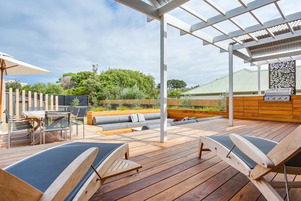 The Deck on Donalda