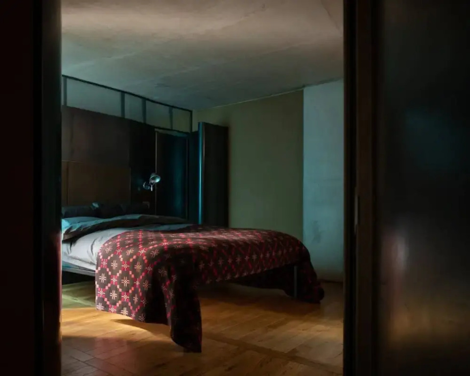 4 Bedroom Architect's Home in Holland Park