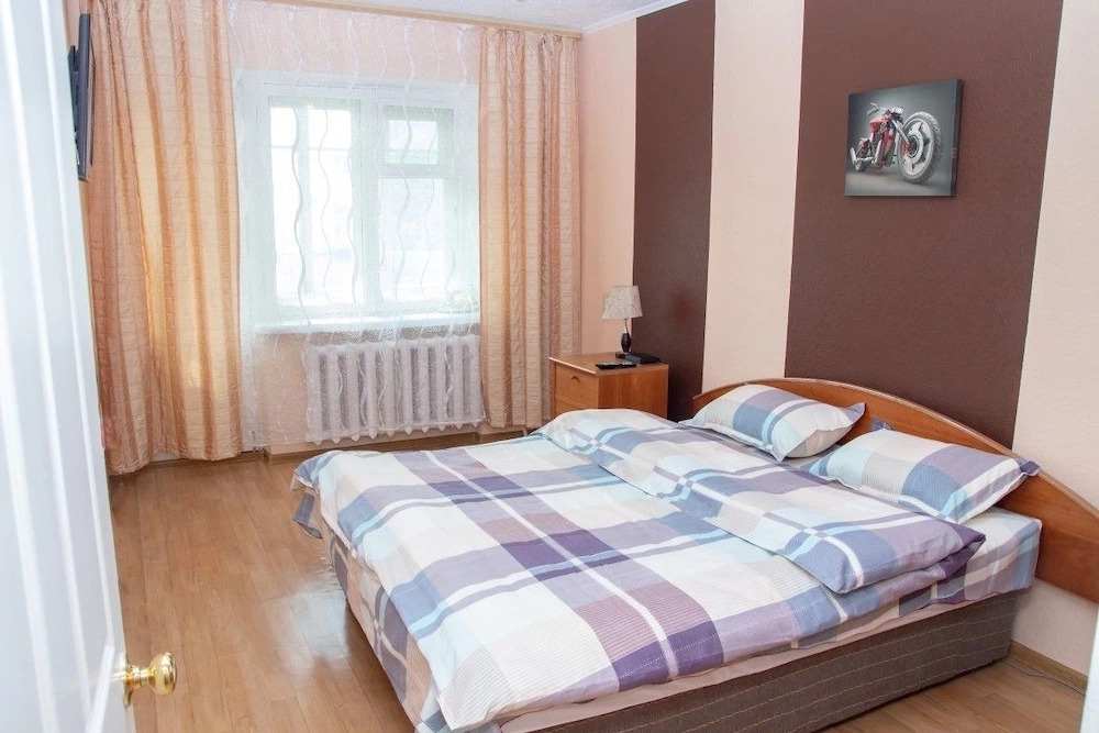 Apartment on Posyetskaya 16