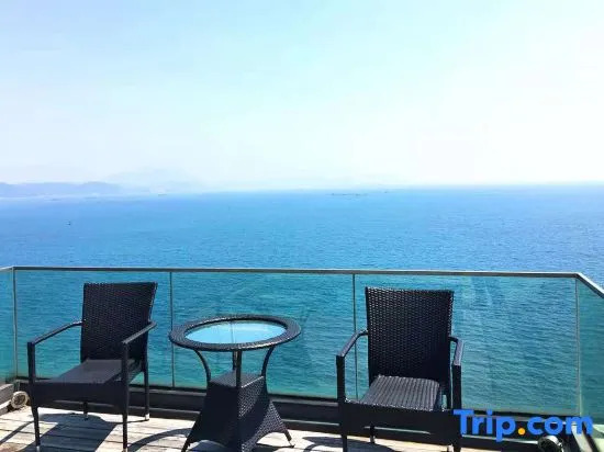Linghaidu Seaside Holiday Apartment (Sanya Bay Coconut Dream Corridor)