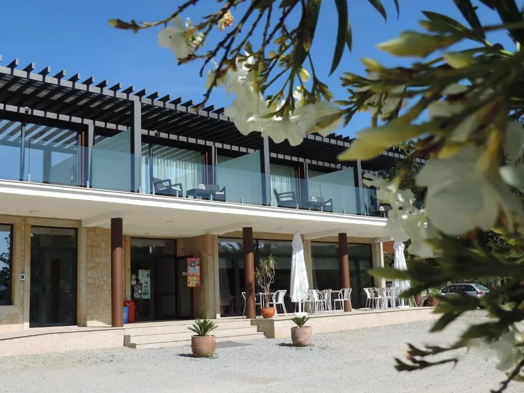 Olhares do Lobo - Restaurante Lobo