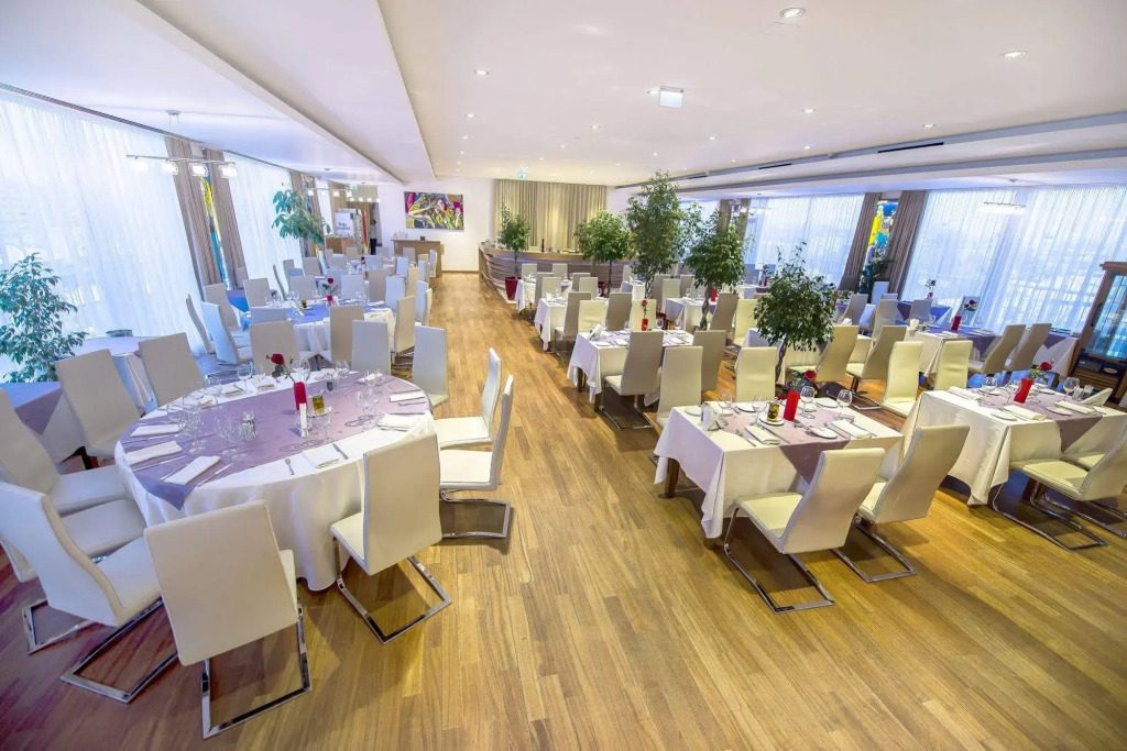 Marshal Garden Hotel