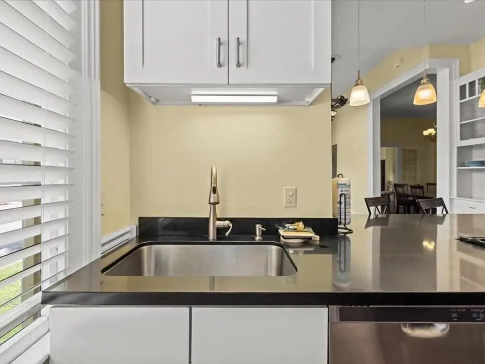 The Shaw House by 3rd Coast Getaways