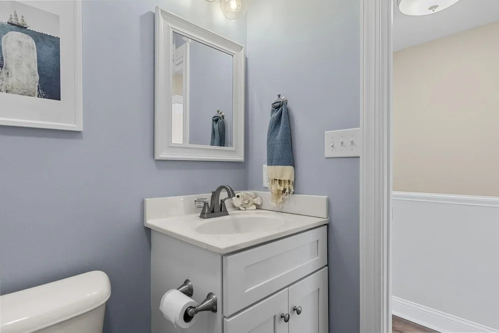 The Salty Pelican 2 Bedroom Townhouse by RedAwning