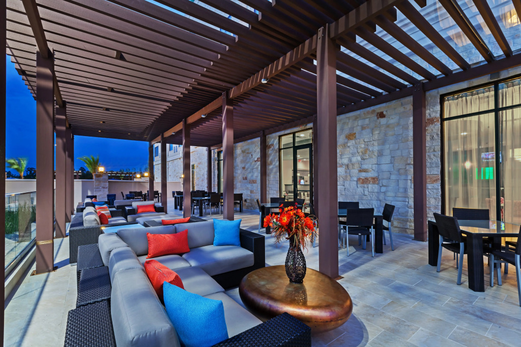 Holiday Inn Houston NE-Bush Airport Area by IHG