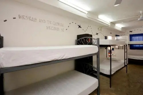 Hostel 6-15