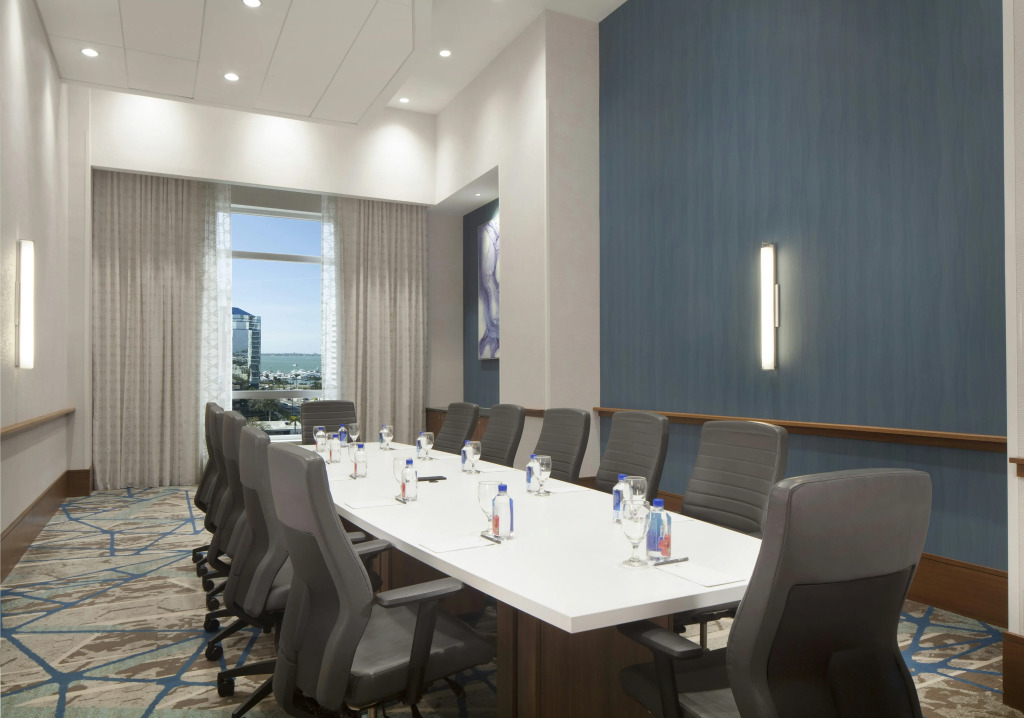Embassy Suites By Hilton Sarasota