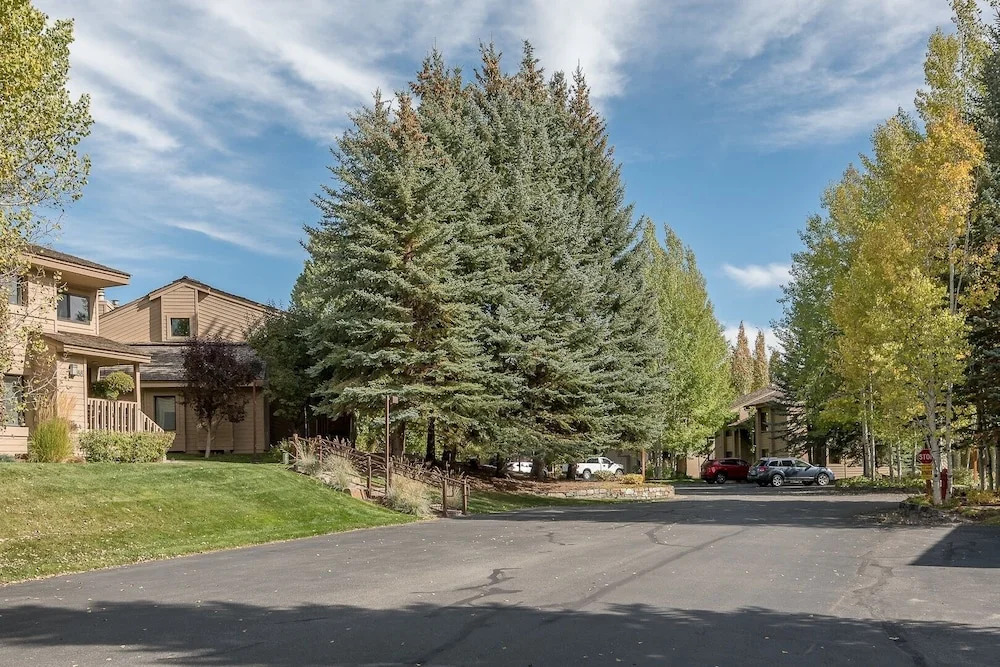 Sunburst Condominiums 2749 by RedAwning