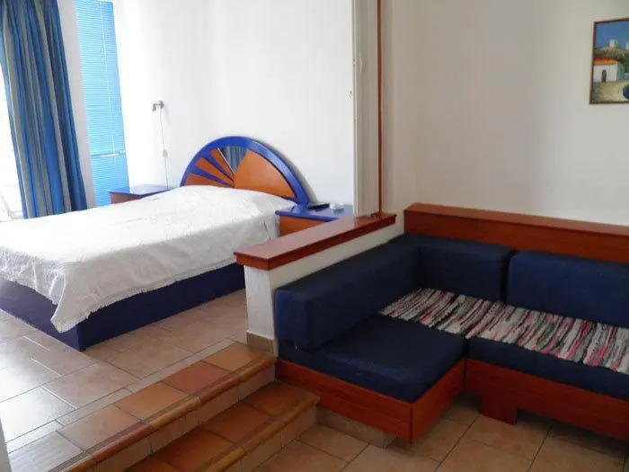 Tsigas Hotel