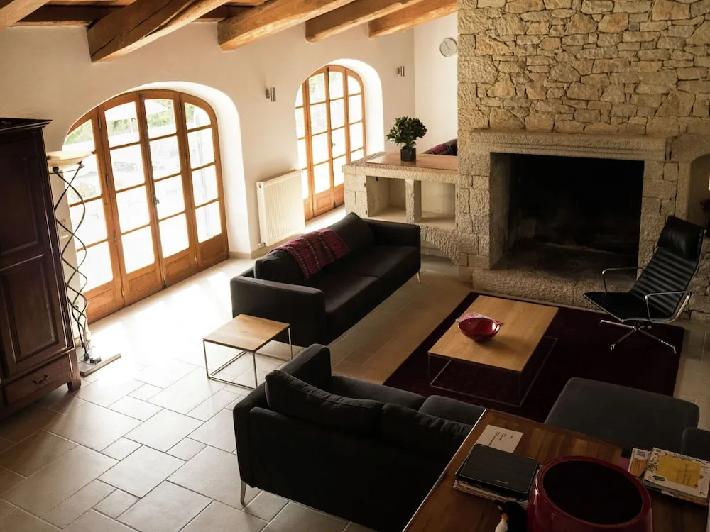 Beautiful Villa With Panoramic View, in the Hills of the Mont Ventoux