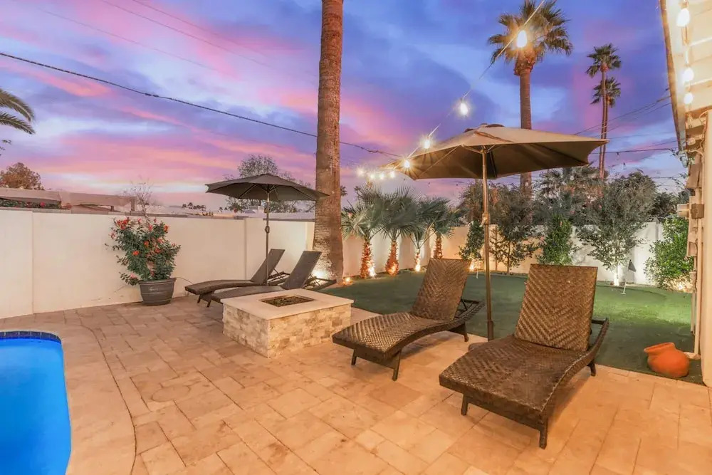 Desert Sands Heated Pool Firepit Old Town Putt Grn