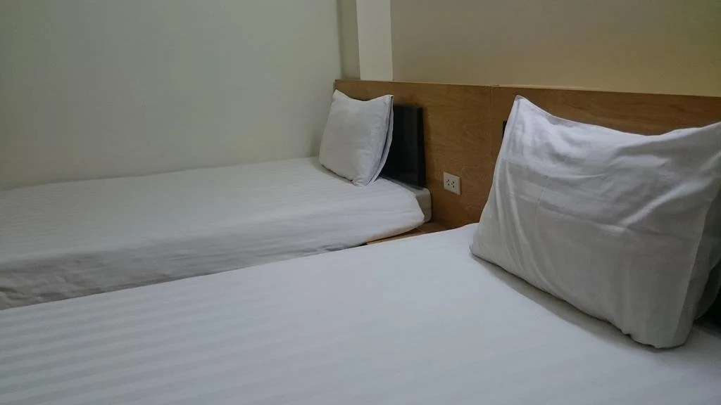 X6 Hotel