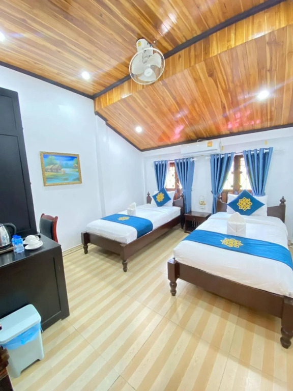 Singharat Guest House