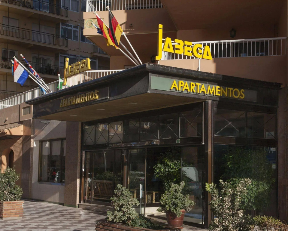 Apartamentos La Jabega